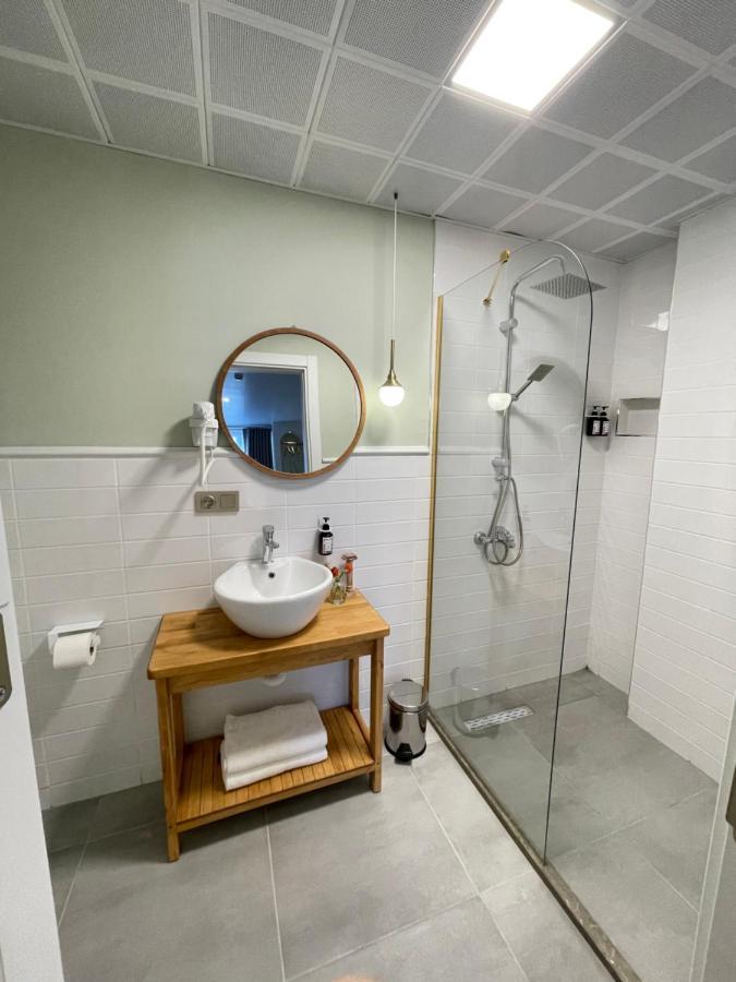 Meshk Airport Hotel Arnavutkoy エクステリア 写真